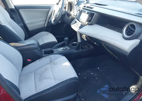 2018 Toyota Rav4 Xle from USA, damaged, VIN 2T3RFREV9JW714513